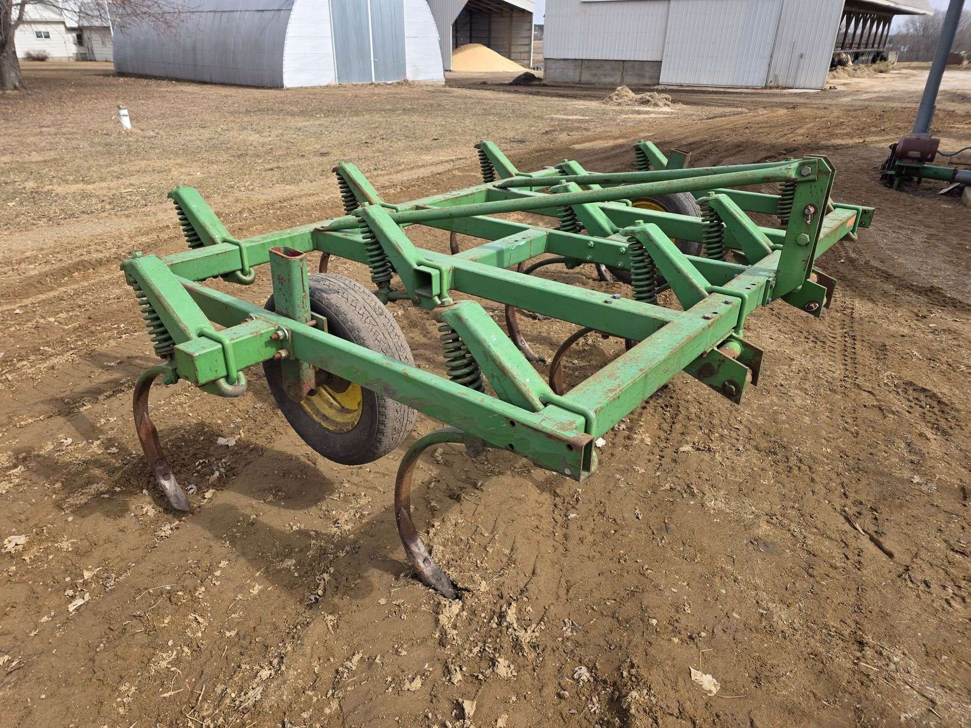 John Deere 1600 Equipment Image0