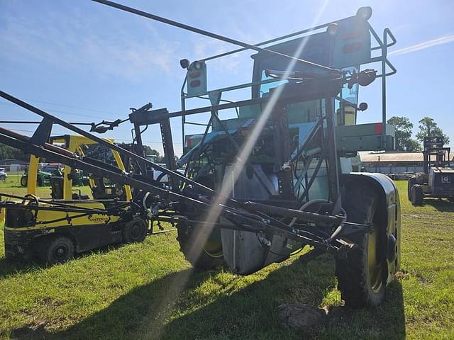 Image of John Deere 6500 equipment image 4