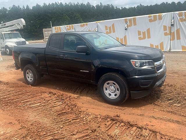 Image of Chevrolet Colorado equipment image 2