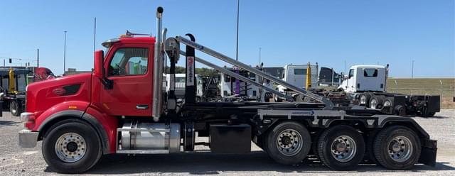 Image of Peterbilt 567 equipment image 1