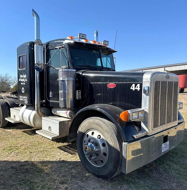 Image of Peterbilt 379 equipment image 1