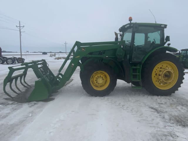 Image of John Deere 6190R equipment image 1