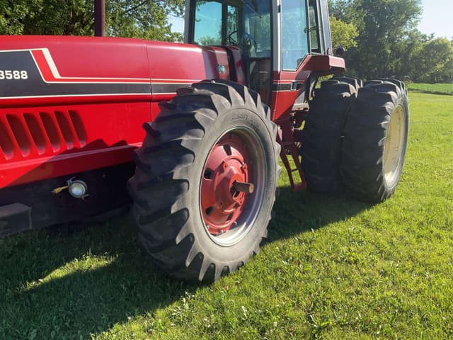 Image of International Harvester 3588 equipment image 4