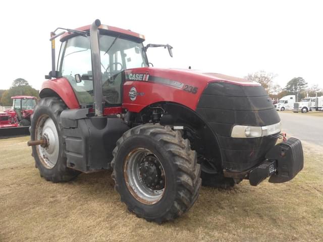 Image of Case IH Magnum 235 equipment image 1
