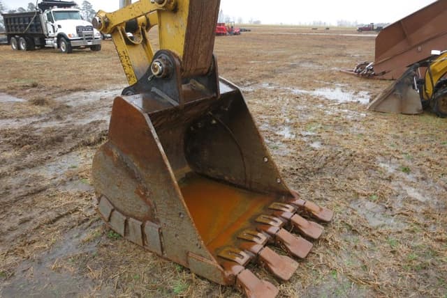 Image of Caterpillar 320EL equipment image 3