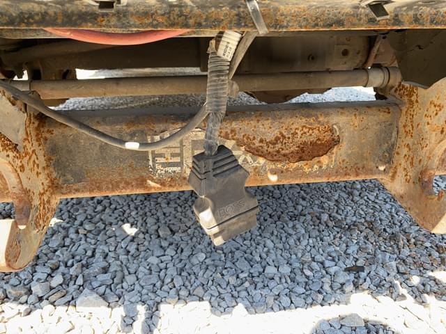 Image of Ford F-550 equipment image 3