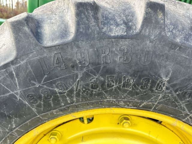 Image of John Deere 4850 equipment image 4