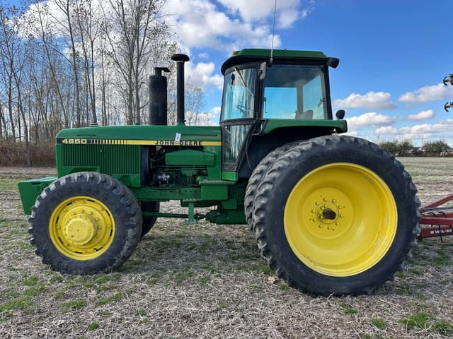 Image of John Deere 4850 equipment image 1