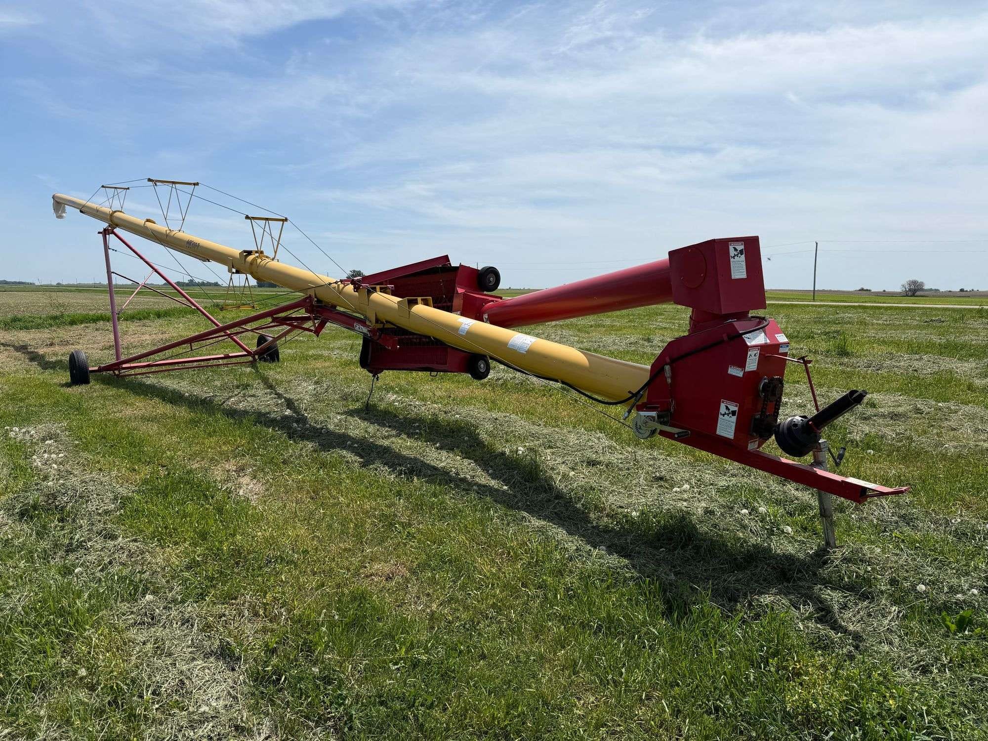 Westfield MK100-71 Equipment Image0
