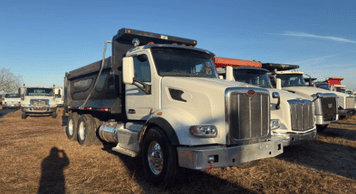 Main image Peterbilt 567