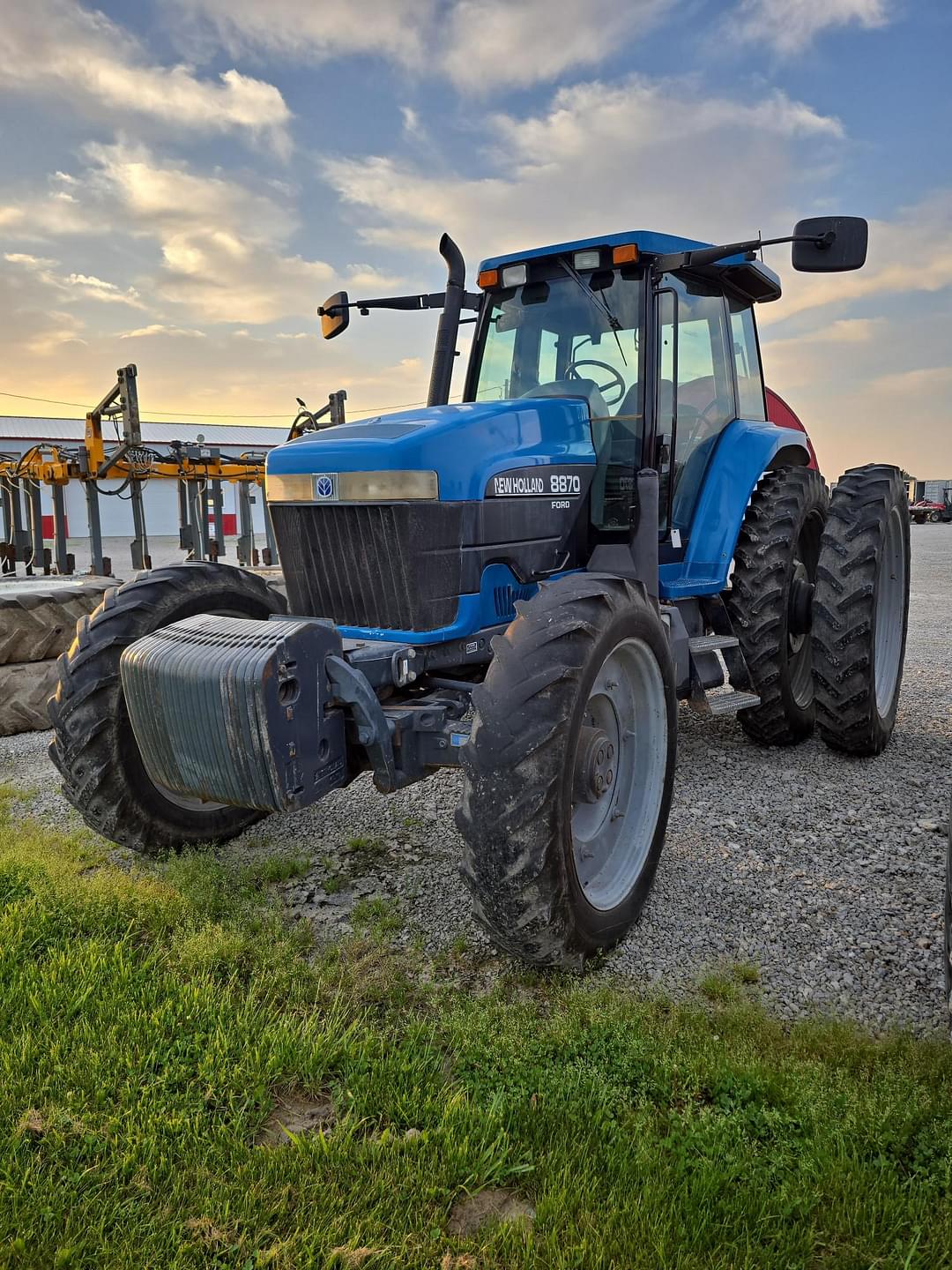 Image of New Holland 8870 Primary image