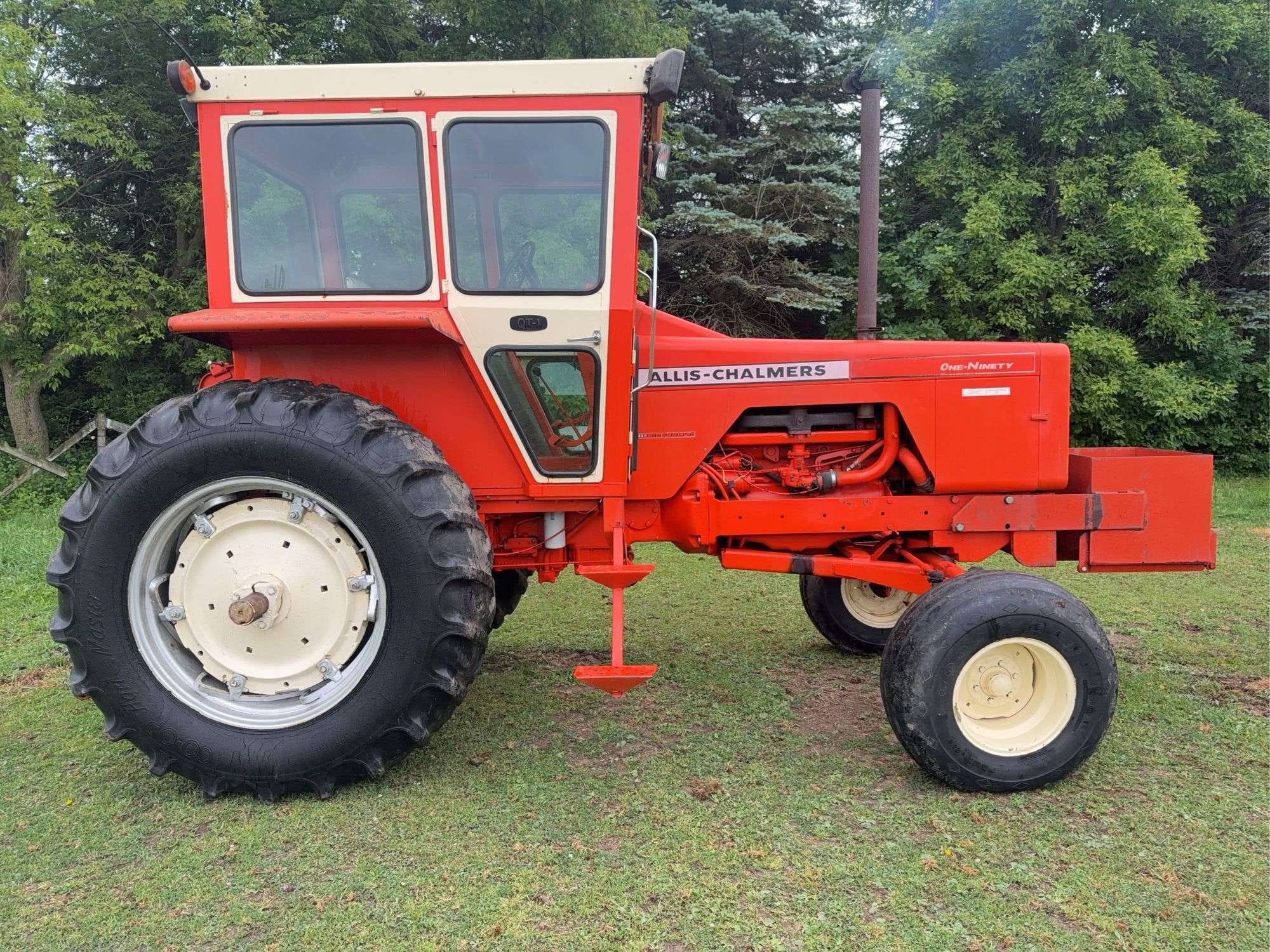 Allis Chalmers 190XT Equipment Image0
