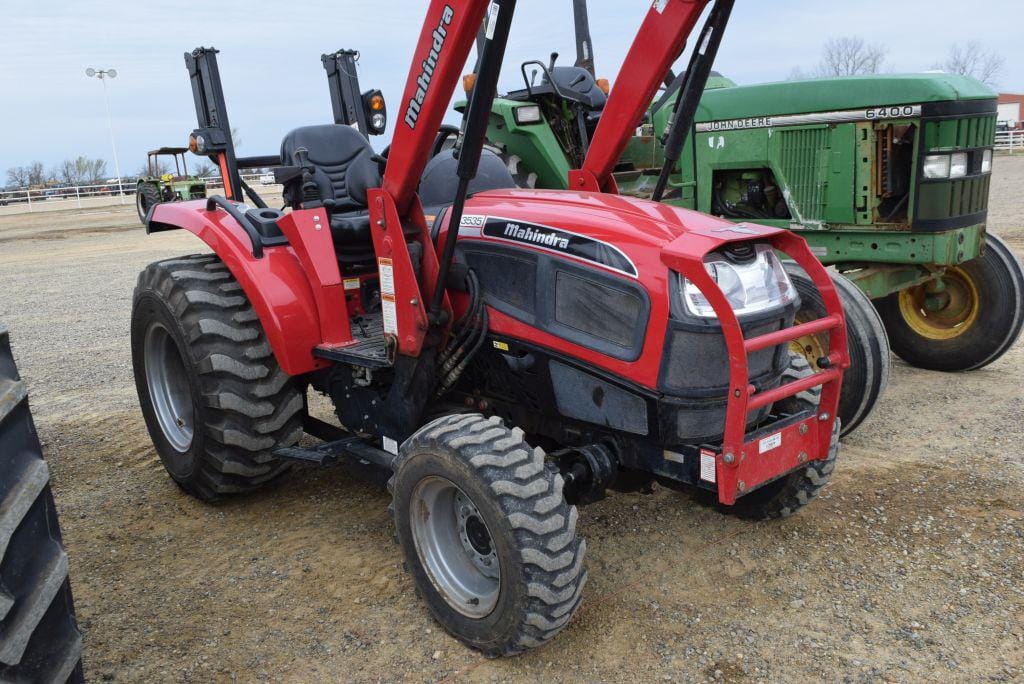 Main image Mahindra 3535