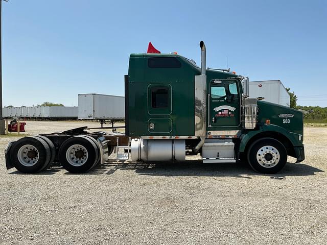 Image of Kenworth T800 equipment image 3