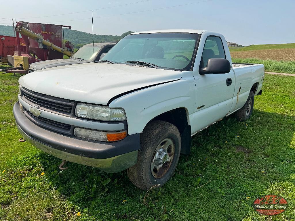 Image of Chevrolet Silverado Primary image