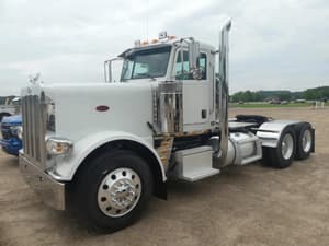 2012 Peterbilt 388 Image