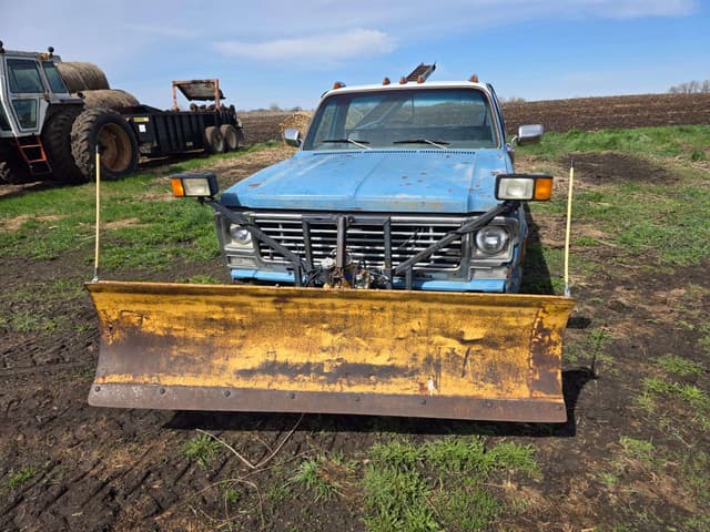 Image of Chevrolet Scottsdale equipment image 4