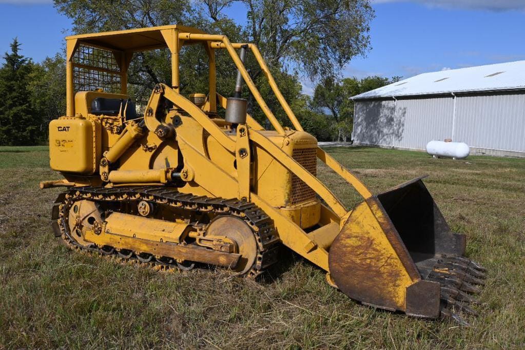 Main image Caterpillar 933