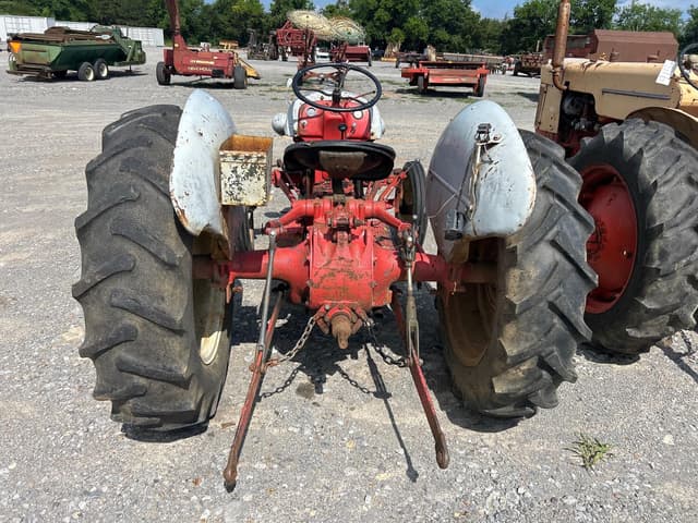 Image of Ford 8N equipment image 4