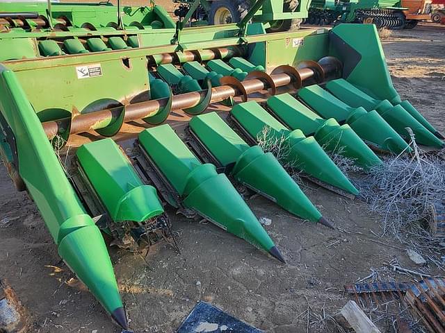 Image of John Deere 444 equipment image 1