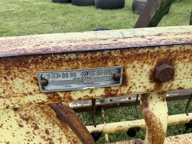 Image of John Deere 660 equipment image 3