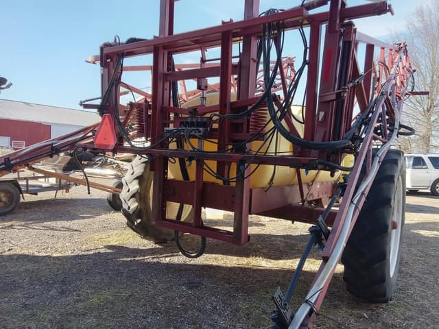 Image of Hardi Navigator 1000 equipment image 1