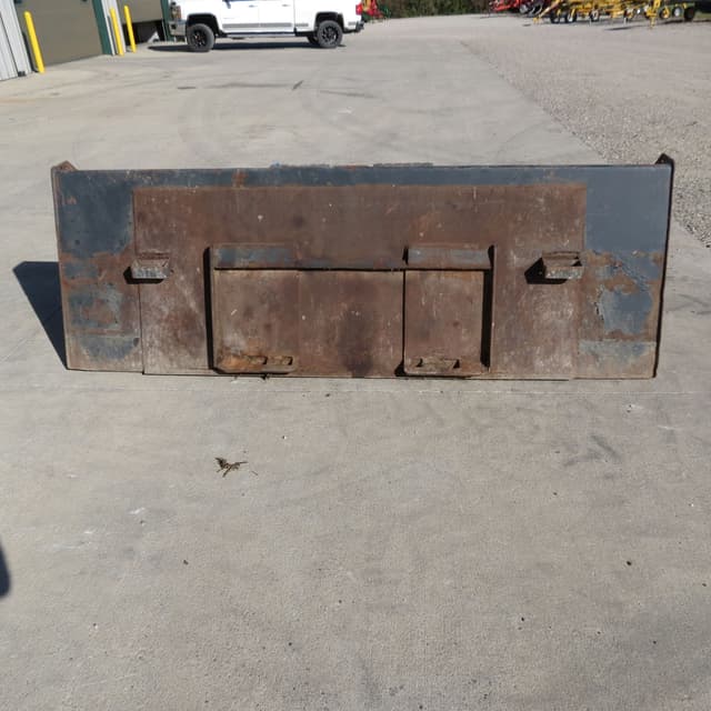 Image of Undetermined Bucket equipment image 3