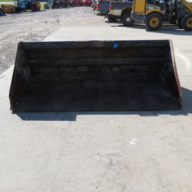 Image of Undetermined Bucket equipment image 1