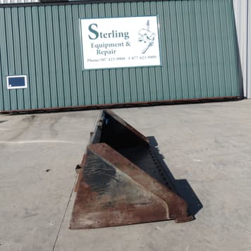 Main image Undetermined Bucket