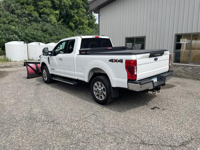 Image of Ford F-350 equipment image 2