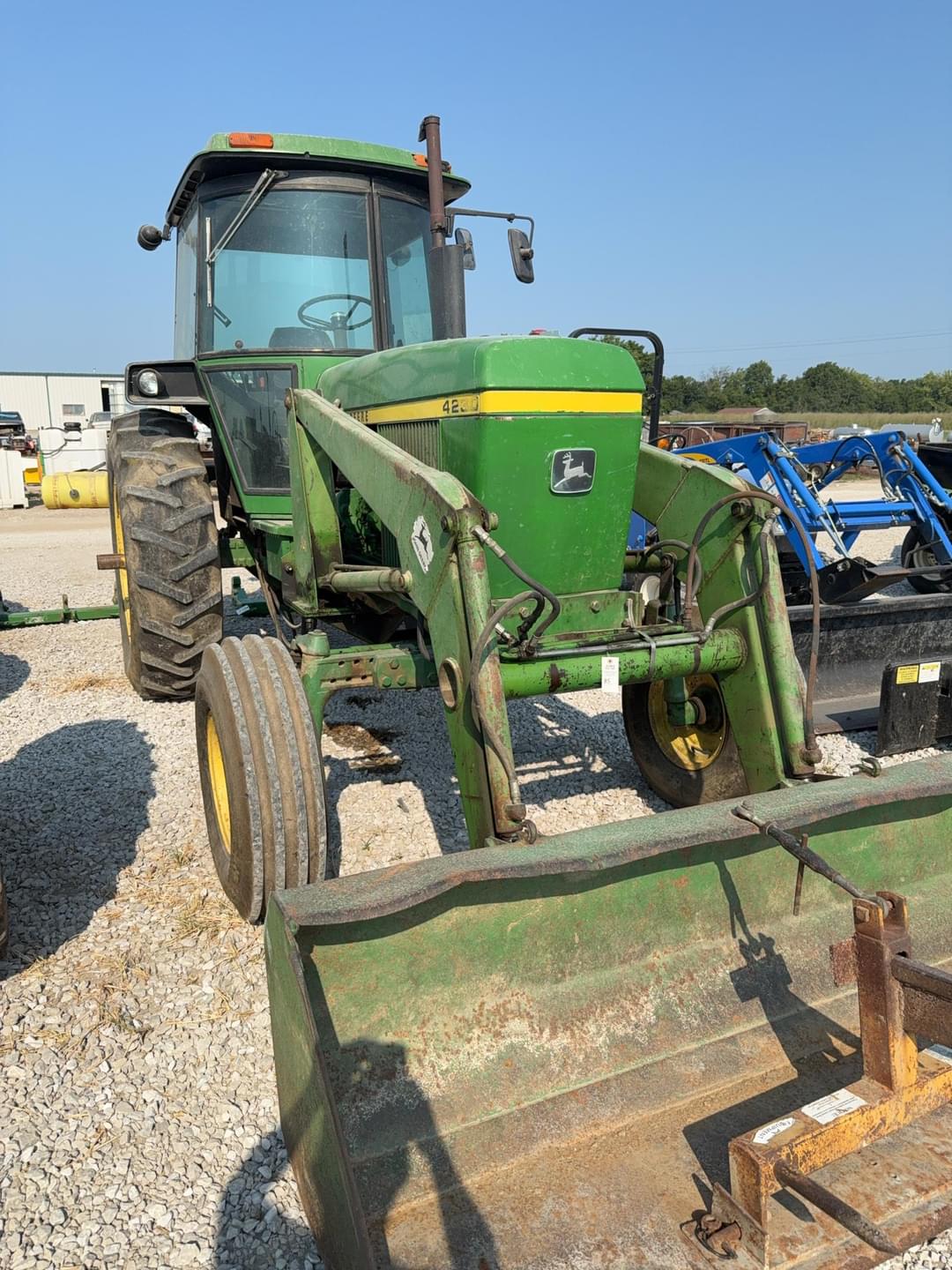 Image of John Deere 4230 Primary image