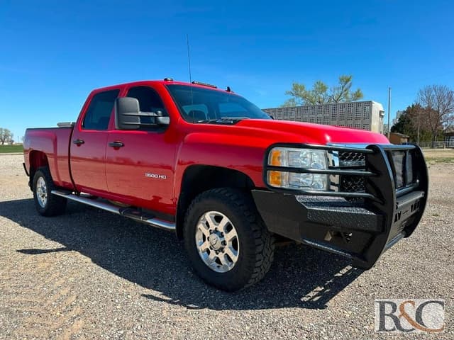 Image of Chevrolet 3500HD equipment image 2