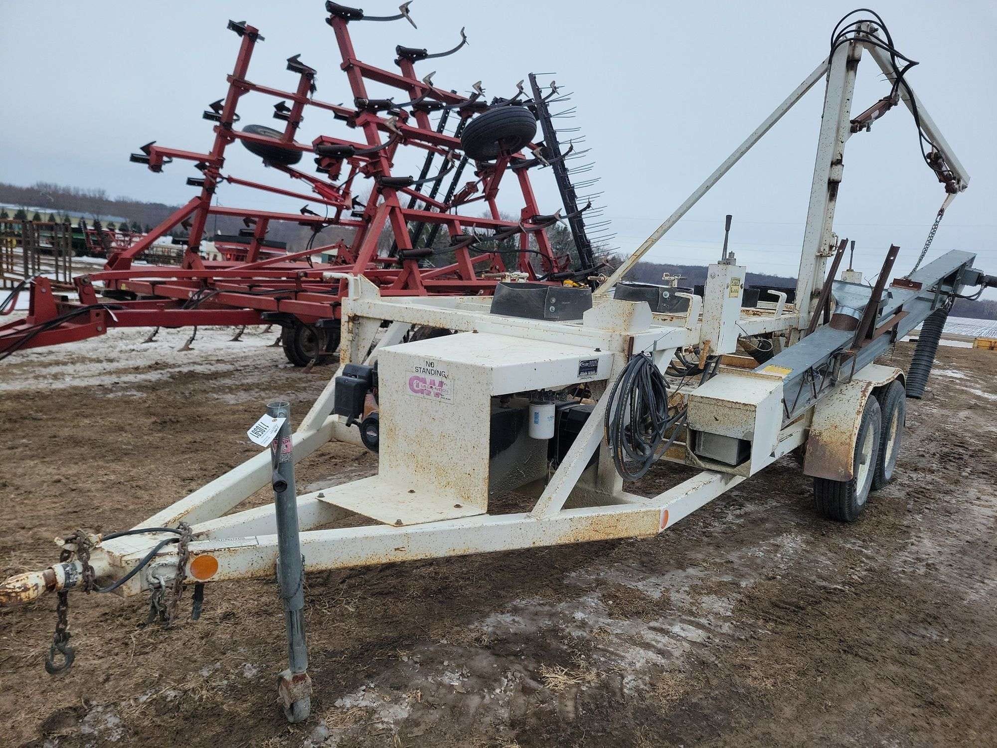 2003 Par-Kan ST-B4 Equipment Image0