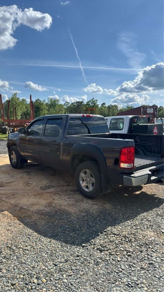 Image of GMC 1500 equipment image 3