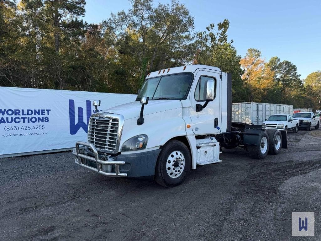 Image of Freightliner Cascadia 125 Primary image