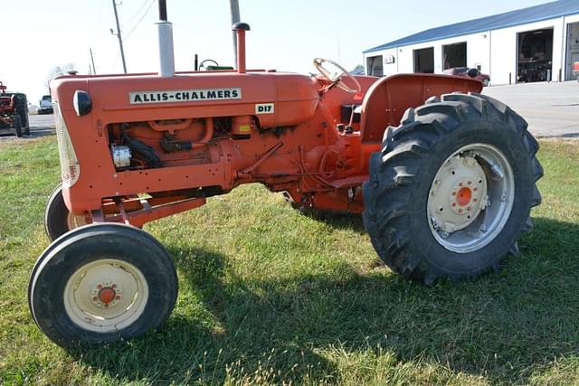 Image of Allis Chalmers D17 equipment image 2