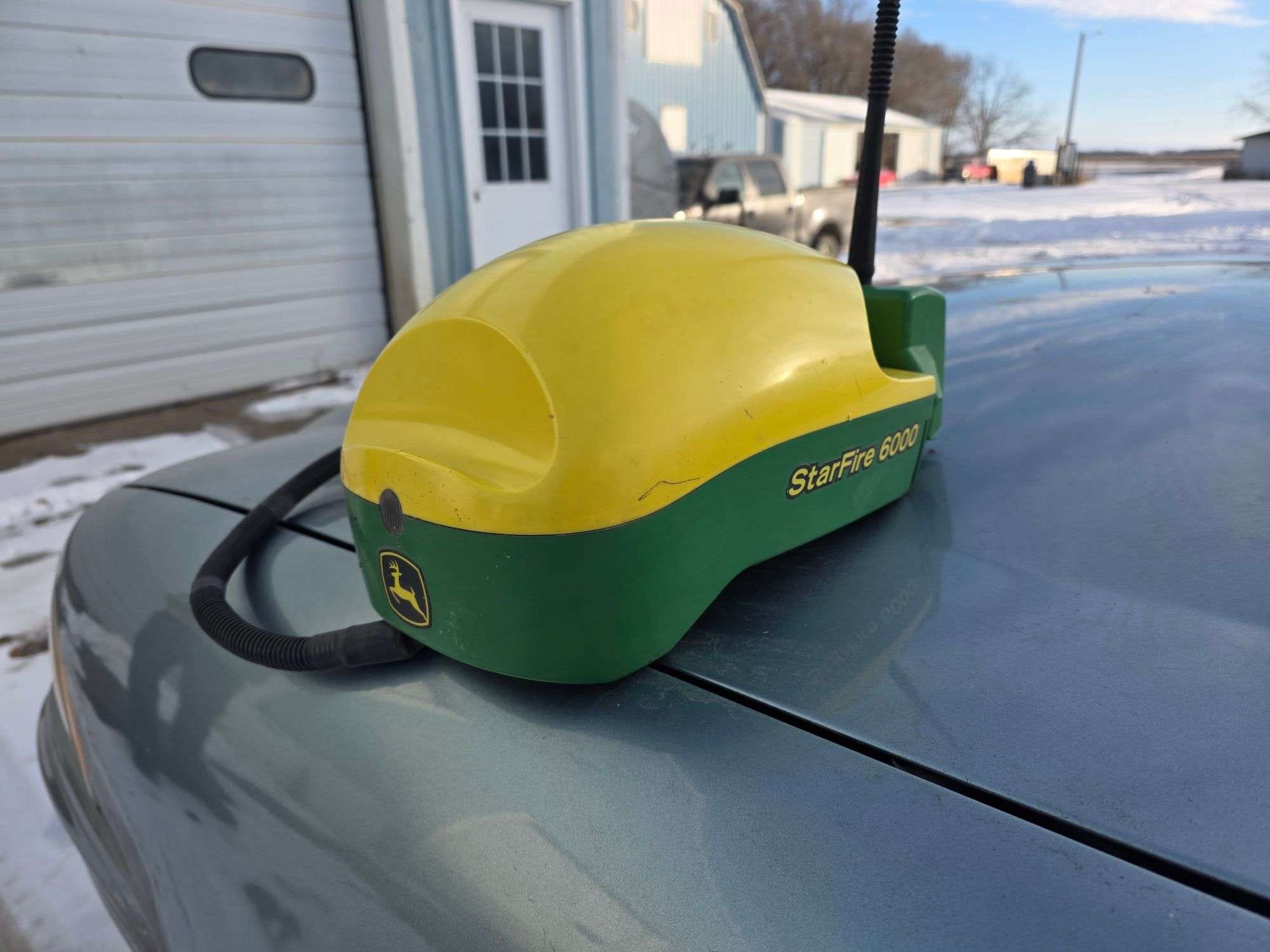 John Deere StarFire 6000 Equipment Image0