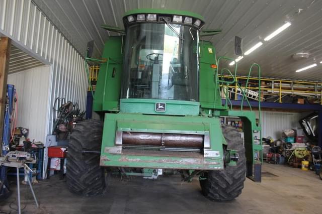 Image of John Deere 9400 equipment image 2