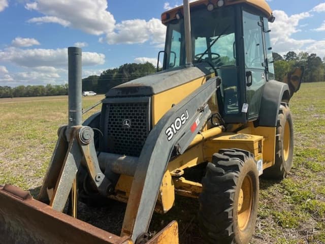 Image of John Deere 310SJ equipment image 3