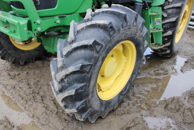 Image of John Deere 6115D equipment image 3
