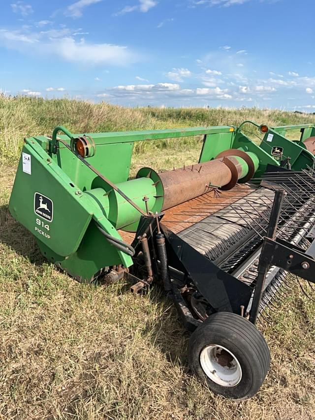 Image of John Deere 914 equipment image 2