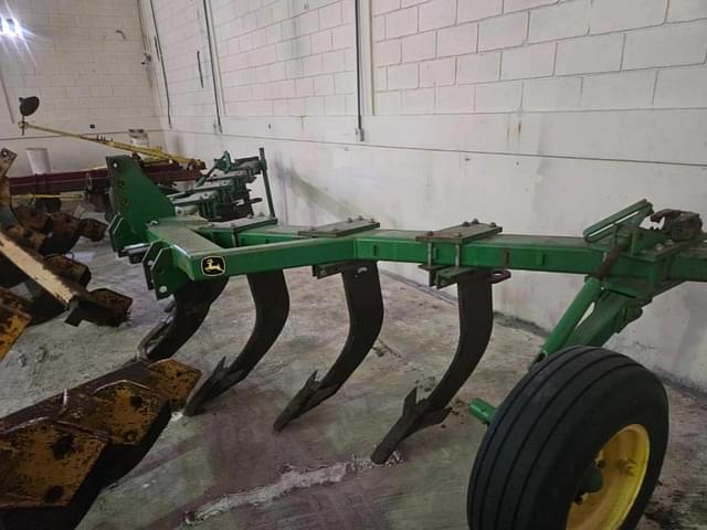 Image of John Deere 915 equipment image 2