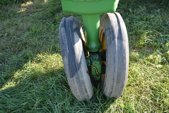 Image of John Deere 50 equipment image 1