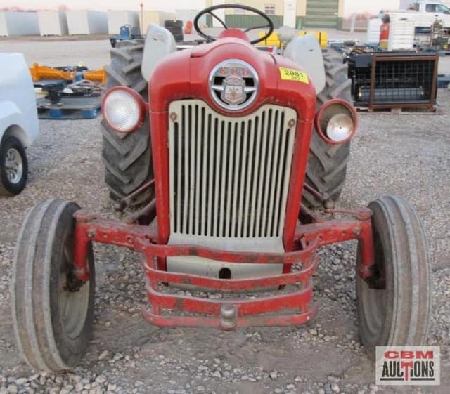 Image of Ford 601 equipment image 4