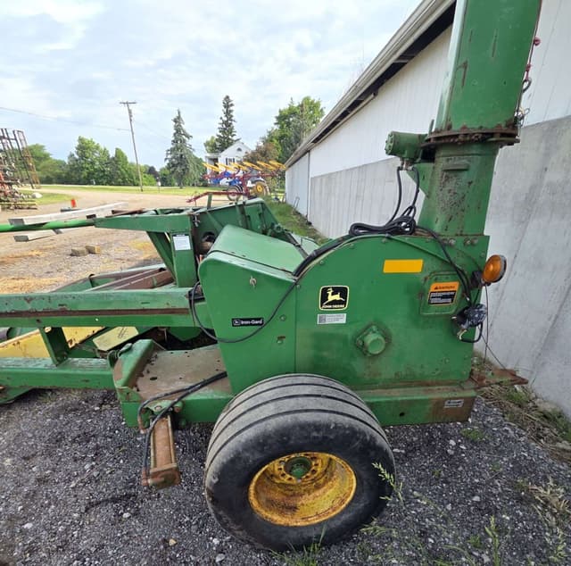 Image of John Deere 3950 equipment image 1