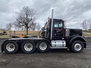 Main image Kenworth W900B 7