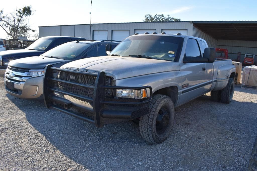 Image of Dodge Ram 3500 Primary image