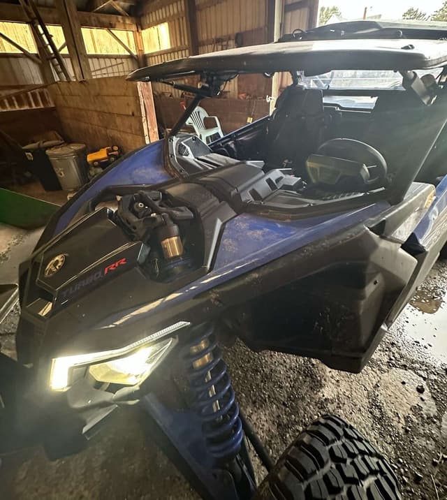 Image of Can-Am Maverick XRS equipment image 4