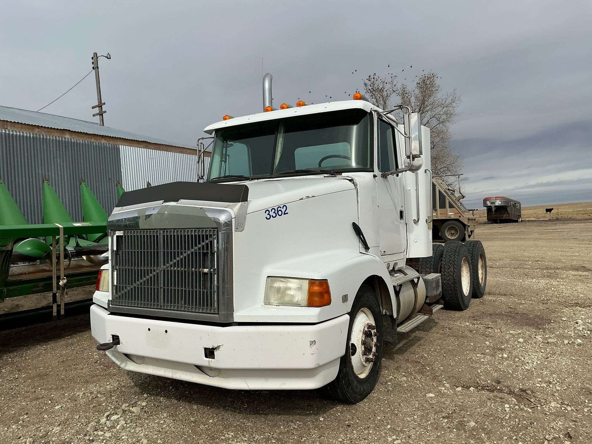 1992 Volvo L10 Equipment Image0