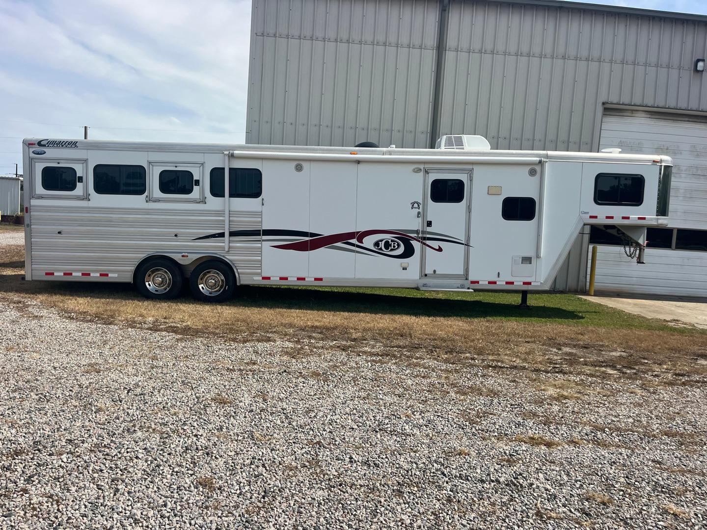 2012 Cimarron Norstar Equipment Image0